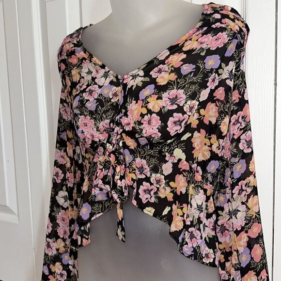 Free People Maybel Blouse Top Shirt Tie-up Floral Black Combo Large L NWT - Picture 6 of 12
